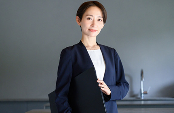 独自の情報網とマーケット分析 独自の情報網とマーケット分析