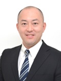 アダチ フミマサ