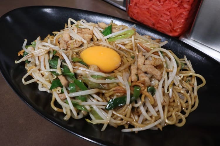 食べに行きたい あなたの街のマンガ飯 Vol 3 小田急線新宿駅編 ページ4 Relife Mode リライフモード くらしを変えるきっかけマガジン 食べに行きたい あなたの街のマンガ飯 Vol 3 小田急線新宿駅編 ページ4 Relife Mode リライフモード くらしを変えるきっかけマガジン