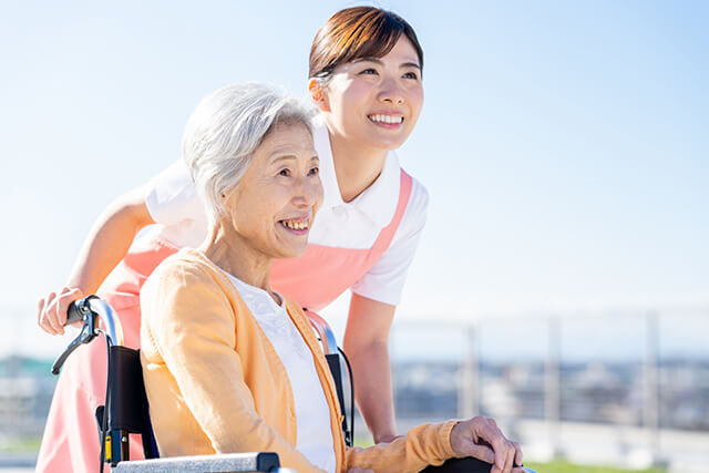 介護士とシニア