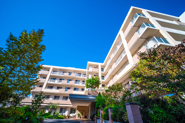 介護施設の種類を知ろう 簡単早見表で比較 Relife Mode リライフモード くらしを変えるきっかけマガジン