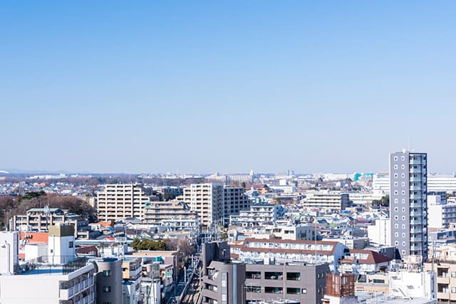 駅近市街地の風景