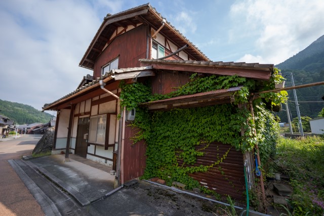 売却したい実家の空き家