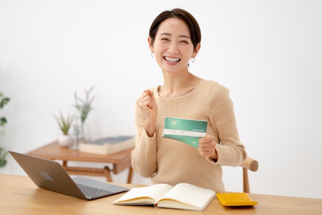 一括借り上げで安定した家賃収入を得た女性