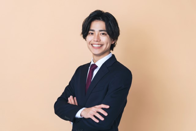 家賃滞納に誠意を持って対応する男性