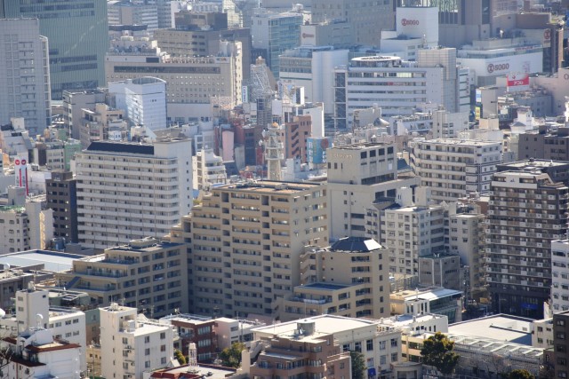 市街化区域のビル群
