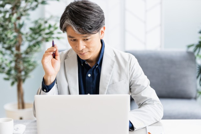 新築マンションの投資について考える人