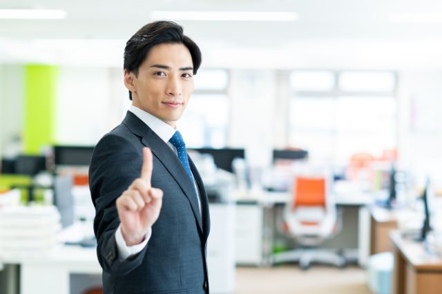 賃貸管理のポイントを紹介する人