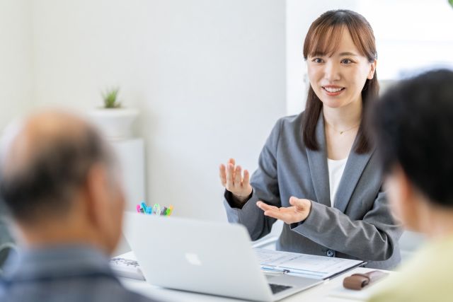 家賃の値上げ交渉をする貸主