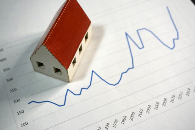 一戸建ての模型とグラフ