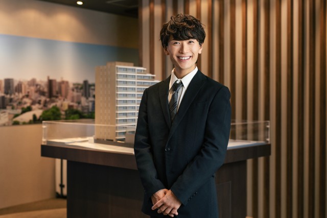 不動産会社の営業担当者