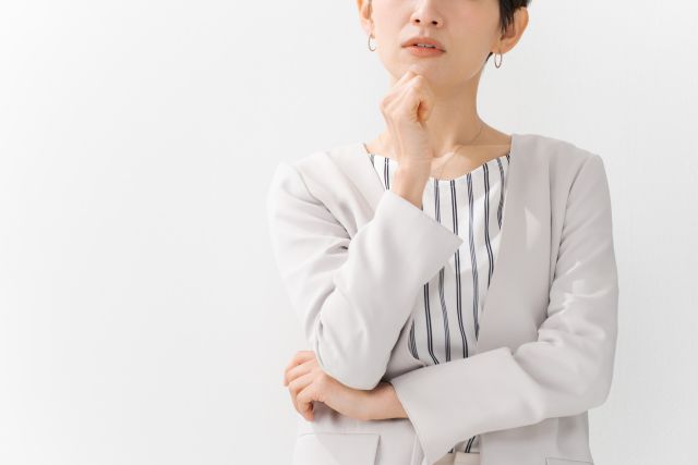 マンション売却を悩む人