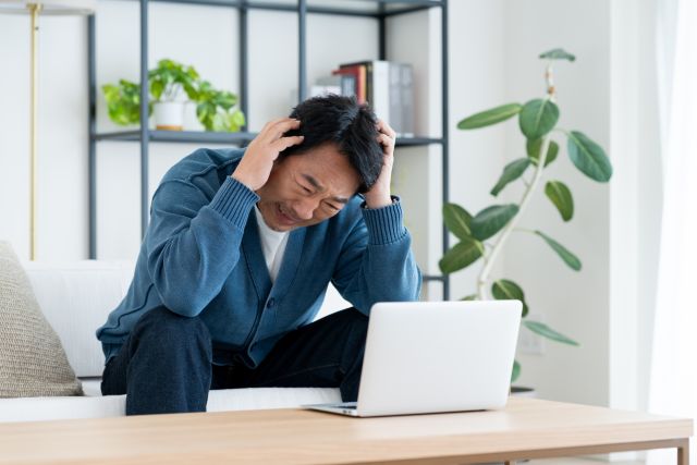 個人で賃貸管理をして失敗する様子