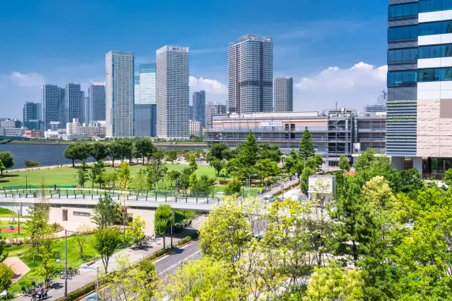 東京の再開発エリアの街並み
